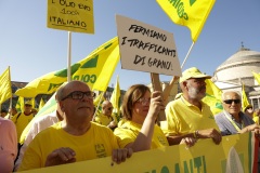 Coldiretti Protests in Naples to Defend Made in Italy Food Chain